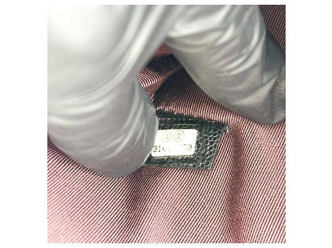 Clutch Chanel O Case Quilted Caviar Large - vista 7