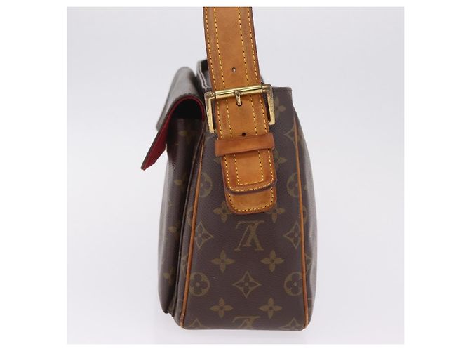 Cité Louis Vuitton Viva Cite Monogram Canvas GM - vista 3