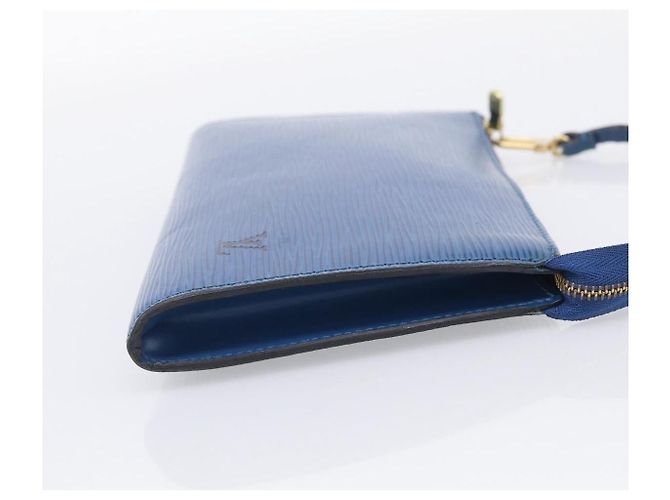 Louis Vuitton Pochette Accessoires Epi Leather MM - view 4