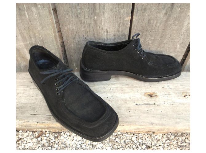 Gucci Scarpe Derbies in Camoscio Nero - vista 2