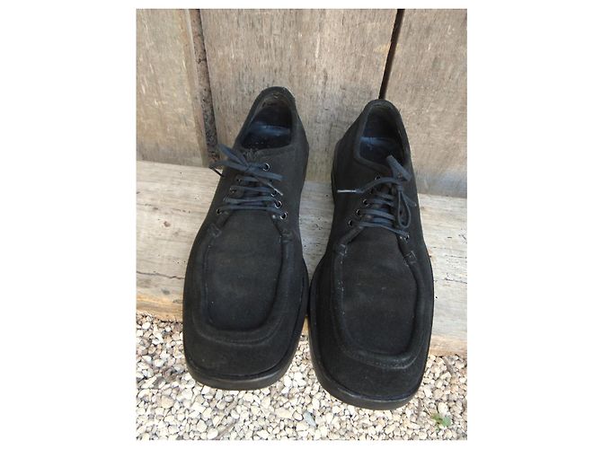 Gucci Scarpe Derbies in Camoscio Nero - vista 3