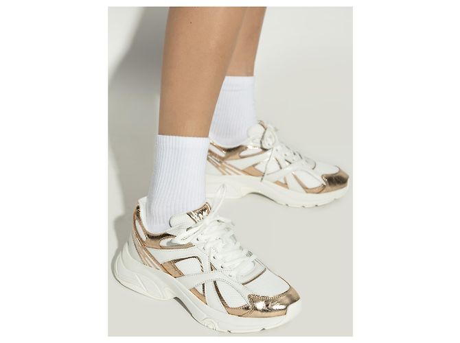 Baskets Michael Kors Leo blanches - vue 2