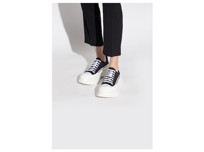 Sneakers platform Alexander McQueen nere - vista 2