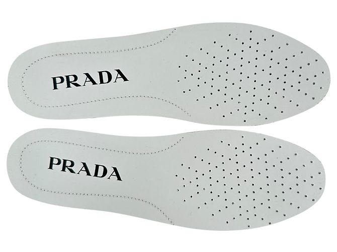 Sneakers basse Prada Logo in pelle bianca - vista 10