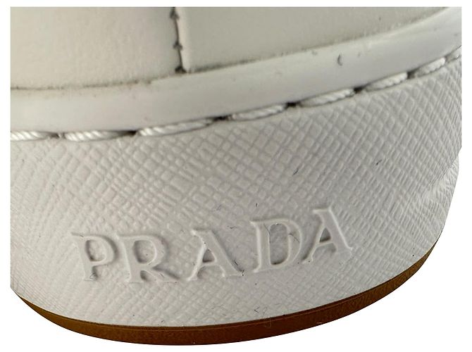Sneakers basse Prada Logo in pelle bianca - vista 14