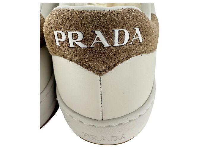 Sneakers basse Prada Logo in pelle bianca - vista 17
