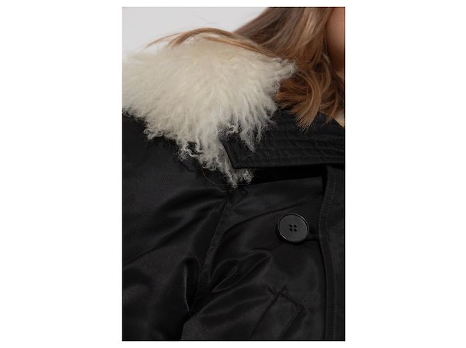 Alexander McQueen Bomberjacke Schwarz mit Pelzkapuze - Ansicht 5