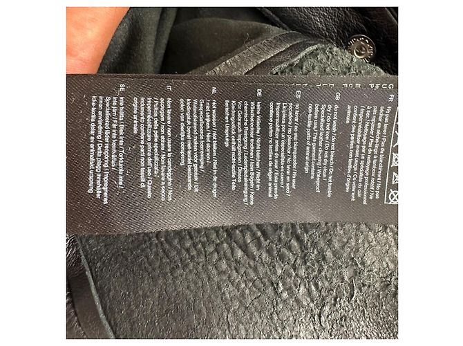 Maje Knopfjacke aus schwarzem Lammleder - Ansicht 7