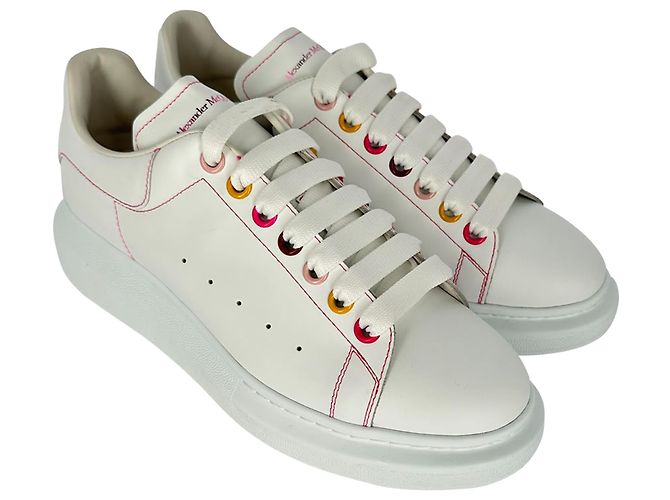 Sneakers Oversized Alexander Mcqueen in pelle bianca - vista 19
