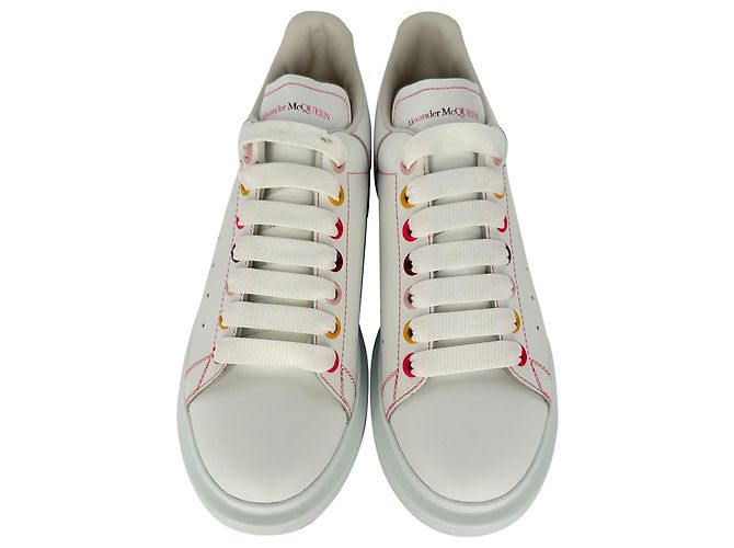 Sneakers Oversized Alexander Mcqueen in pelle bianca - vista 21