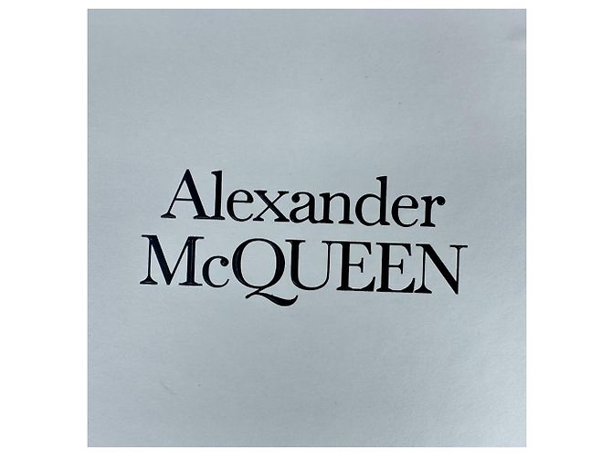 Sneakers Oversized Alexander Mcqueen in pelle bianca - vista 8