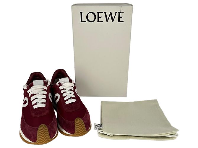 Baskets Loewe Flow Runner en daim bordeaux - vue 3
