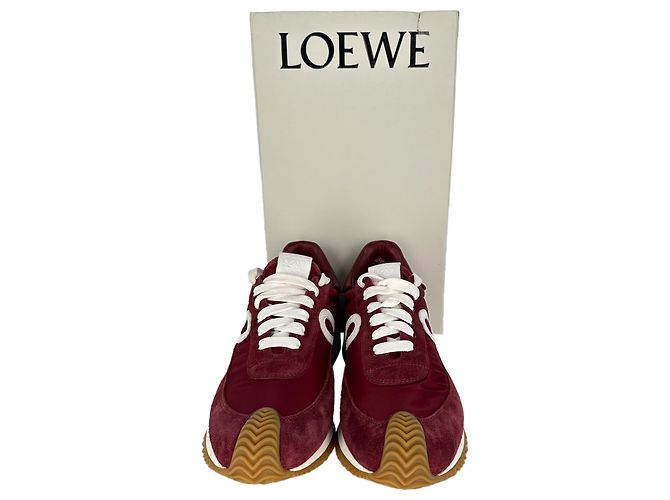 Baskets Loewe Flow Runner en daim bordeaux - vue 5