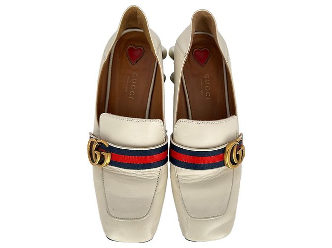 Mocassini Gucci Peyton con perle sintetiche in pelle bianca - vista 4