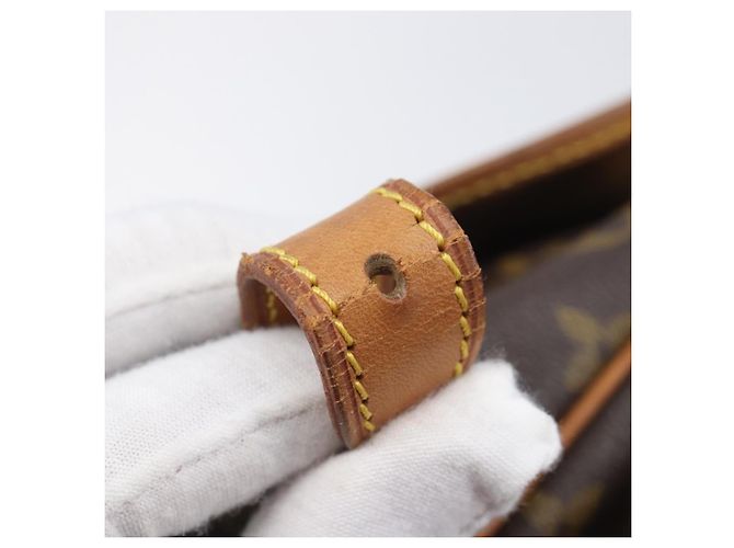 LOUIS VUITTON Monogram Saumur 30 Shoulder Bag M42256 LV - vista 10