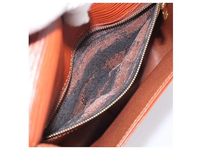 Saint-Cloud LOUIS VUITTON Epi Saint Cloud GM Shoulder Bag Brown M52193 LV - vista 11