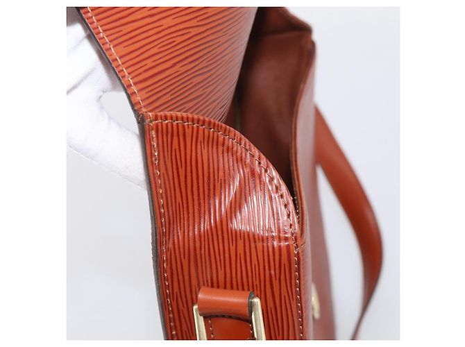 Saint-Cloud LOUIS VUITTON Epi Saint Cloud GM Shoulder Bag Brown M52193 LV - vista 9