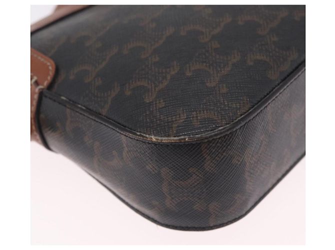 Céline CELINE Triomphe Shoulder Bag PVC Leather Black Gold Tone - vista 18