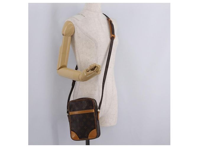 LOUIS VUITTON Monogram Danube Shoulder Bag M45266 LV - vista 26