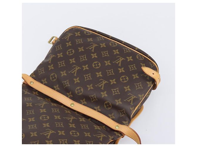 LOUIS VUITTON Monogram Saumur 30 Shoulder Bag M42256 LV - vista 18