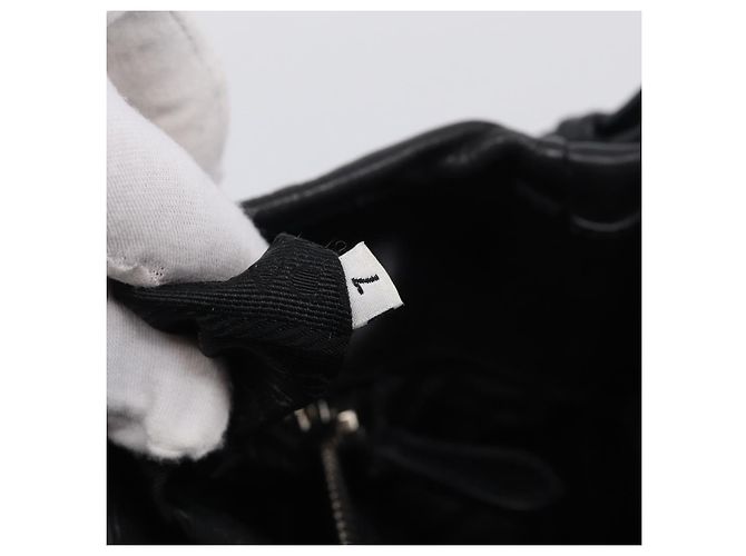 PRADA Shoulder Bag Leather Black Silver - vista 11