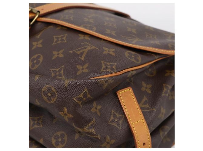 LOUIS VUITTON Monogram Saumur 35 Shoulder Bag M42254 LV - vista 16