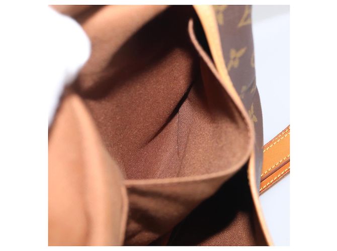 LOUIS VUITTON Monogram Saumur 35 Shoulder Bag M42254 LV - vista 30
