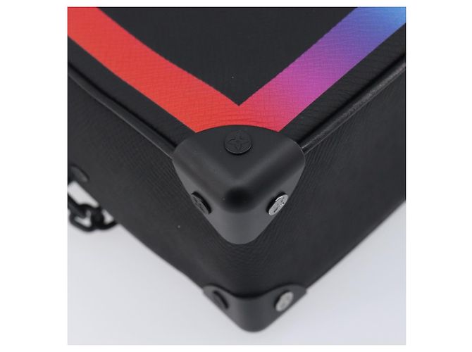 LOUIS VUITTON Taiga Rainbow Mini Soft Trunk Bag Black M30351 LV - vista 18
