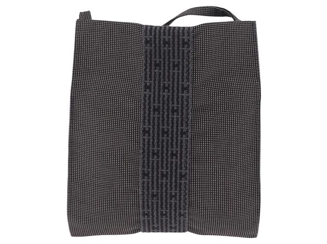 Hermès HERMES Her Line Pochette Shoulder Bag Canvas Gray - vista 2