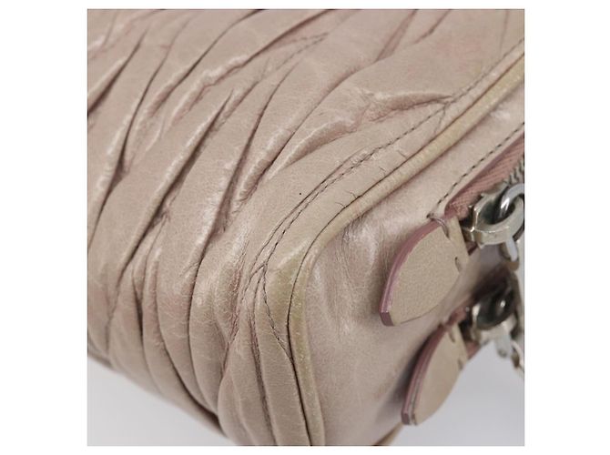 Miu Miu Matelasse Chain Shoulder Bag Leather Beige Silver - vista 17