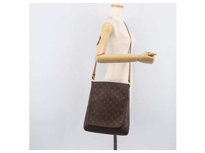 LOUIS VUITTON Monogram Musette Shoulder Bag M51256 LV - vista 24