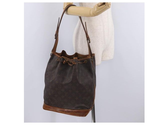 LOUIS VUITTON Monogram Noe Shoulder Bag M42224 LV - vista 24