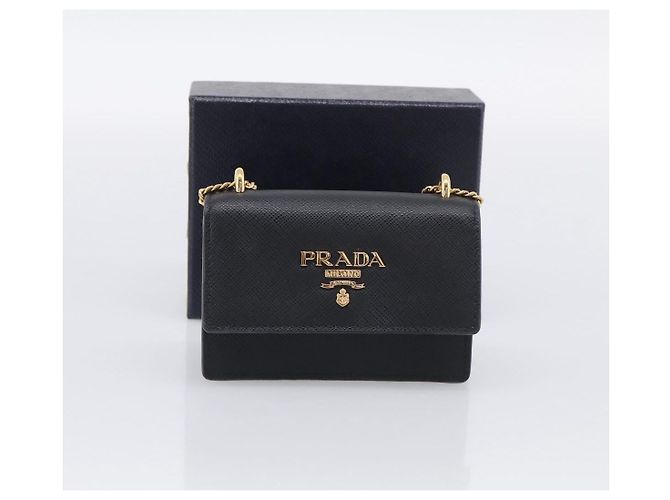 PRADA Chain Shoulder Bag Safiano Leather Black Gold - vista 12