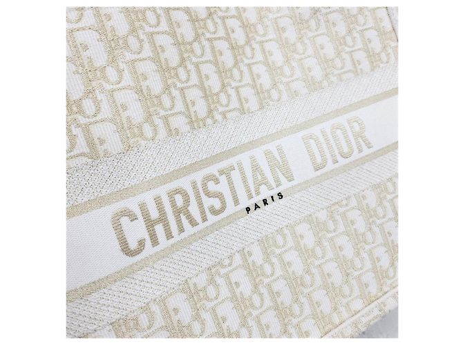 Dior Borsa Book Tote Medium Oblique White Gold - vista 11