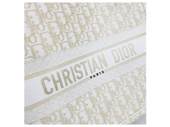 Dior Borsa Book Tote Medium Oblique White Gold - vista 4