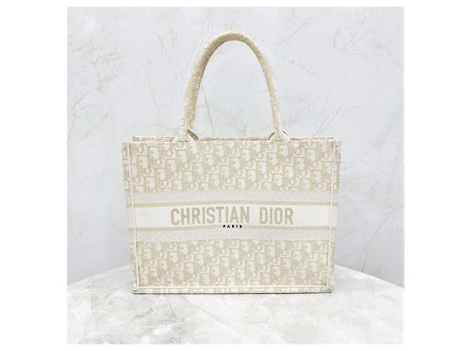 Dior Borsa Book Tote Medium Oblique White Gold - vista 8