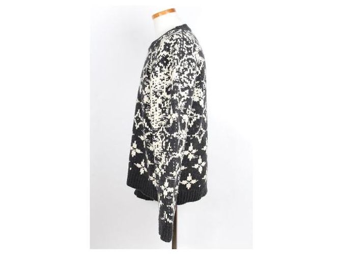 Louis Vuitton Distorted Monogram Knit XL - view 3
