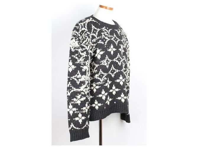 Louis Vuitton Distorted Monogram Knit XL - view 6