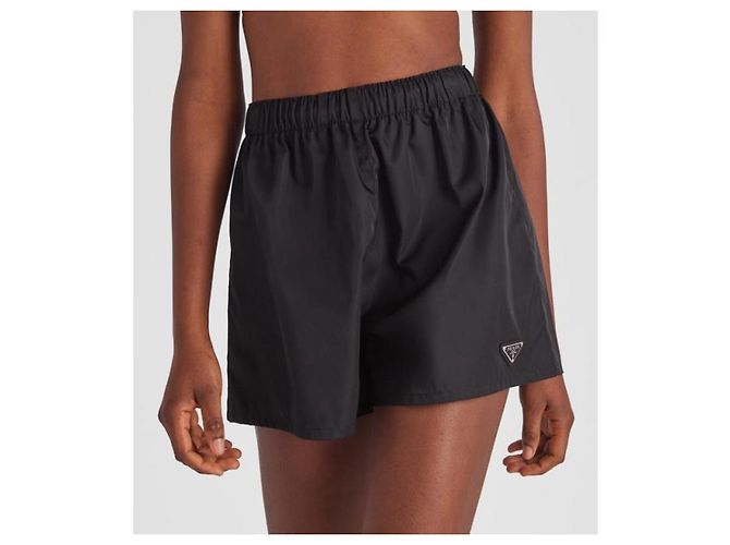 Prada Pantaloncini Re-Nylon Black - vista 3