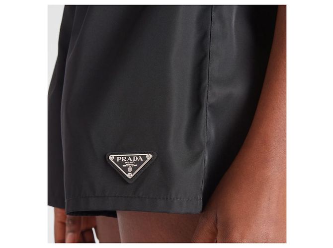 Prada Pantaloncini Re-Nylon Black - vista 4