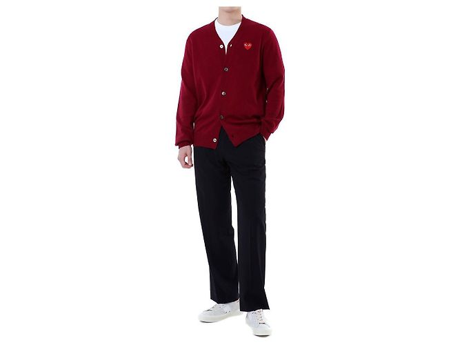 Comme Des Garcons V-Ausschnitt Strickcardigan aus Wolle mit rotem Herz-Patch - Ansicht 11