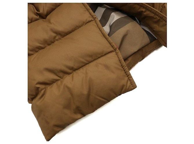 Burberry Piumino lungo da donna con cappuccio e cintura in nylon marrone - vista 7