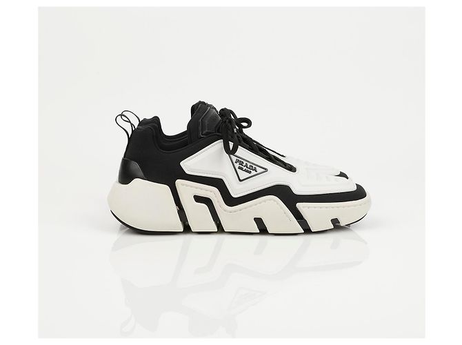 Prada Sneakers Techno Black White - vista 3