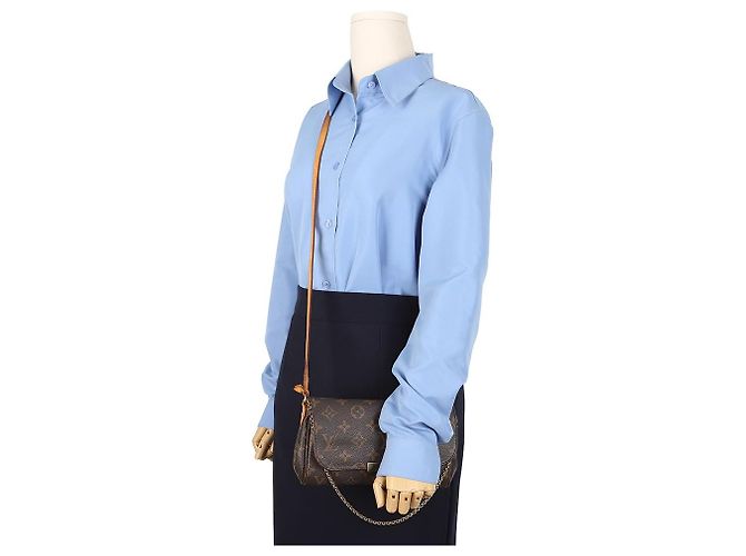 Louis Vuitton Borsa a tracolla Favorite PM Monogram Canvas - vista 13