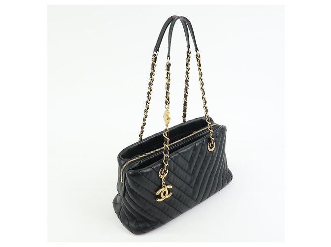 Chanel V Stitch Leather - vista 4