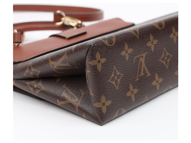 Louis Vuitton Borsa a Spalla Rocky BB Tote - vista 12