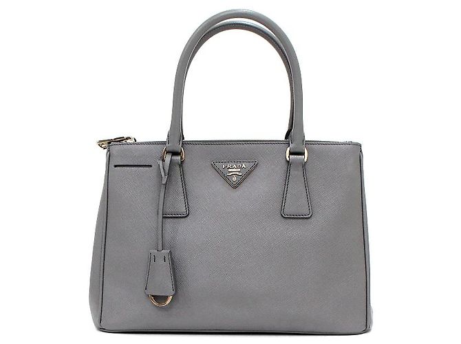 Prada Borsa Tote e Borsa a Tracolla Saffiano Lux Medium - vista 2