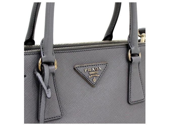 Prada Borsa Tote e Borsa a Tracolla Saffiano Lux Medium - vista 8