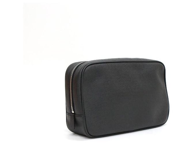 Louis Vuitton Necessaire GM in pelle Taiga - vista 3