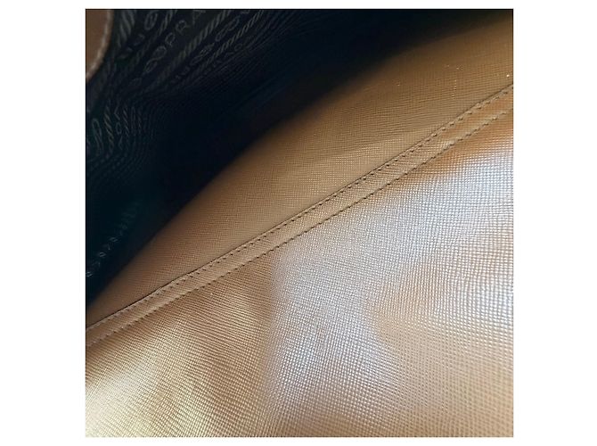 Prada Mallette en cuir Saffiano Marron - vue 12